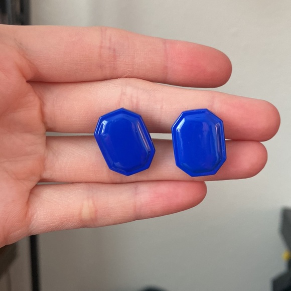 Jewelry - ❄️ 5 for $20.❄️ Vintage Blue Earrings ❄️